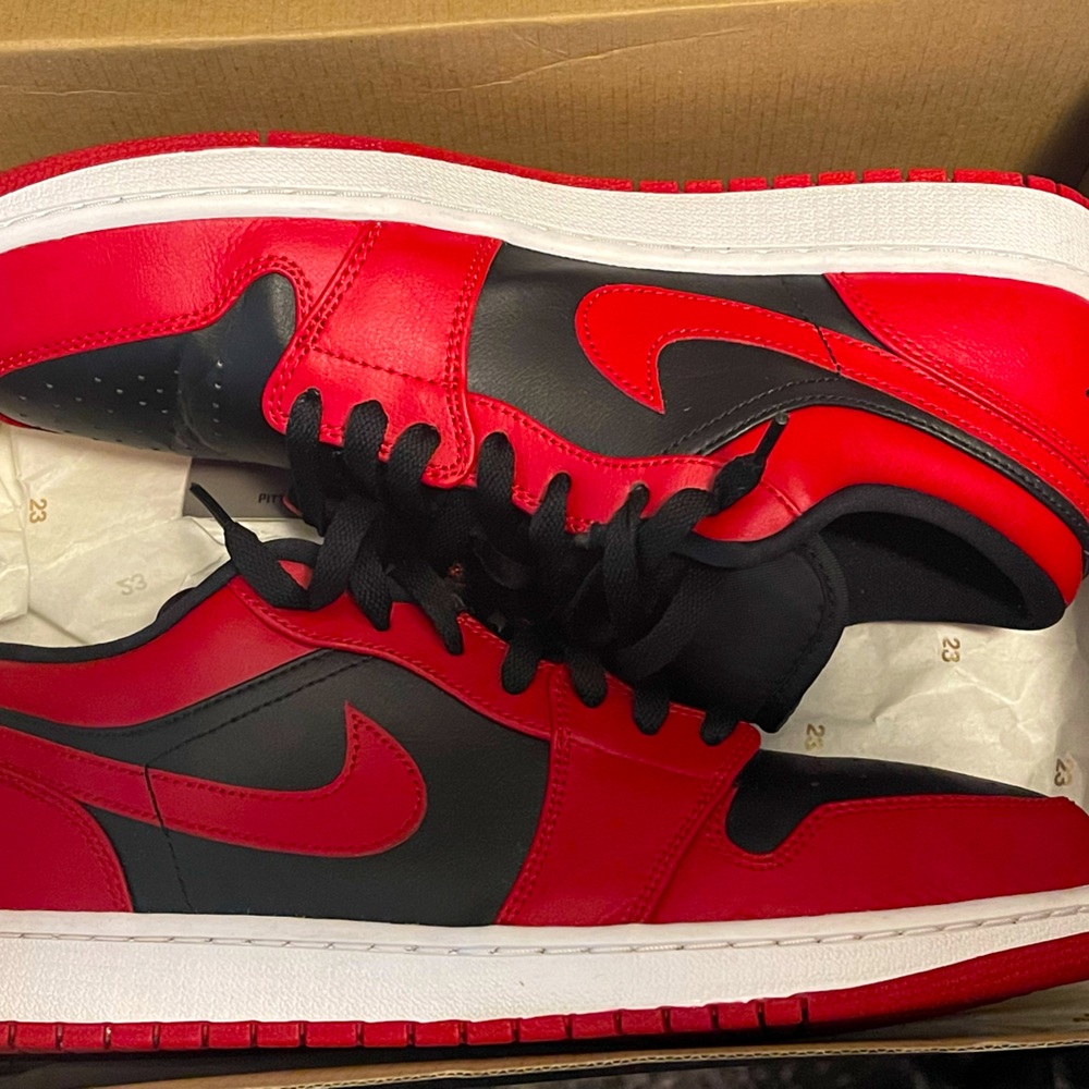 Air Jordan 1 Lows Shoes 11.5 Mens